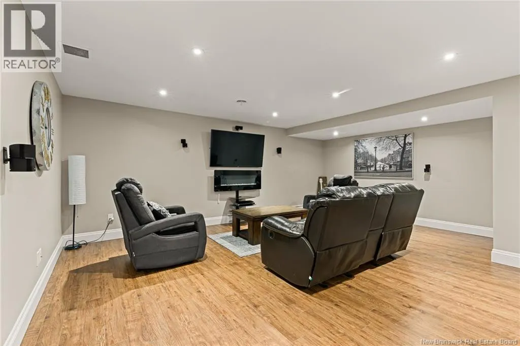 40 Salengro Crescent