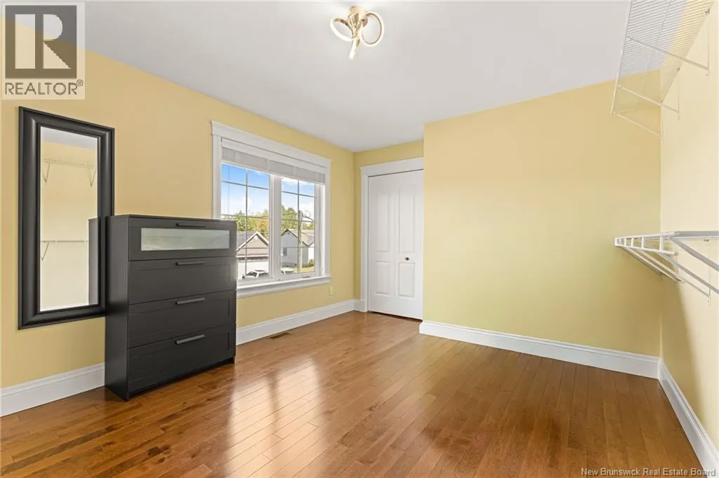 40 Salengro Crescent