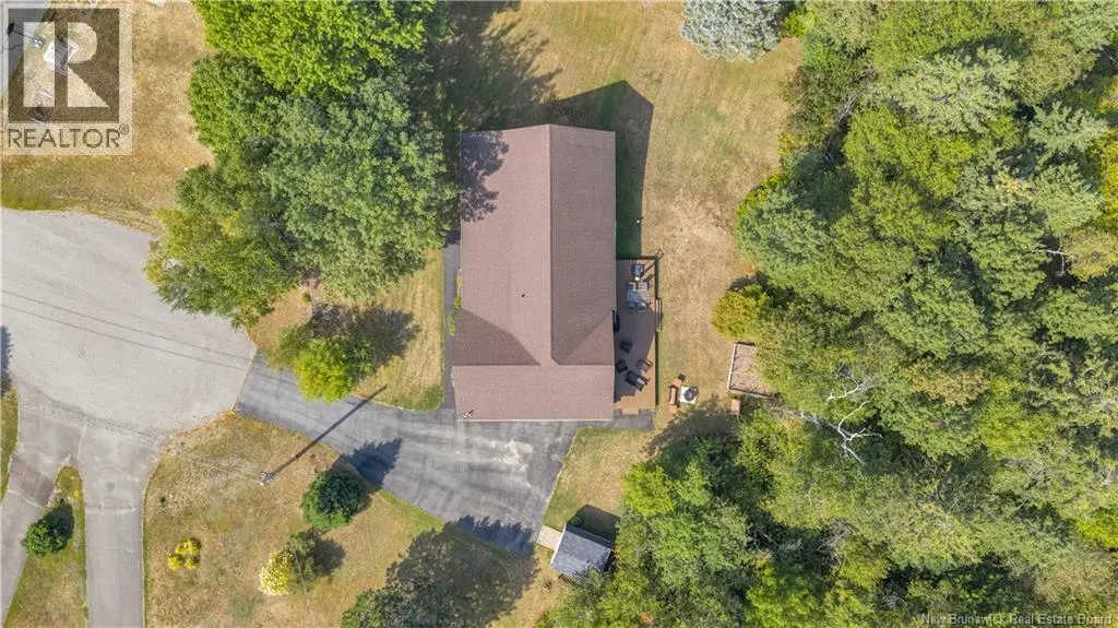 15 Parkridge Court