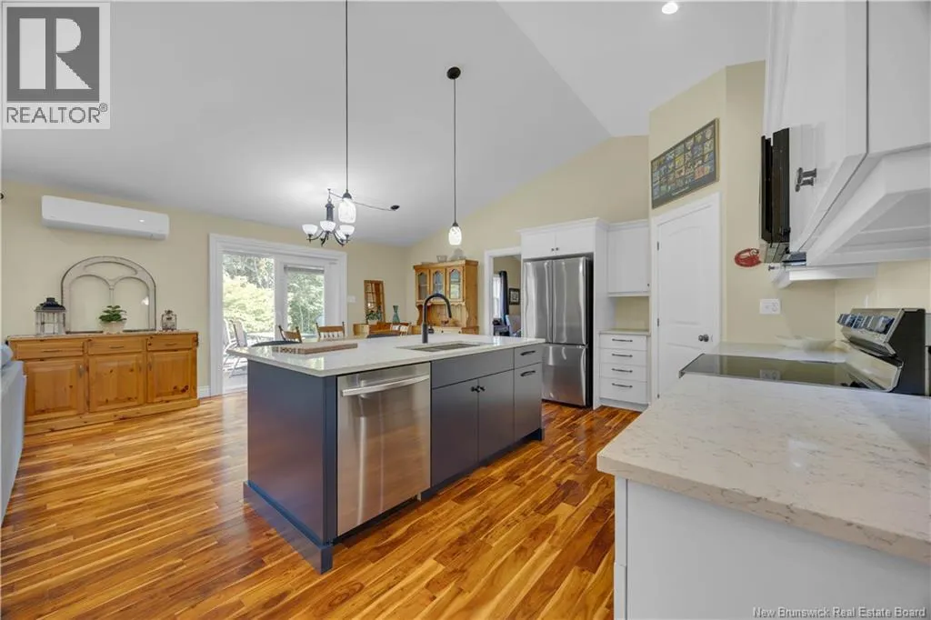 15 Parkridge Court