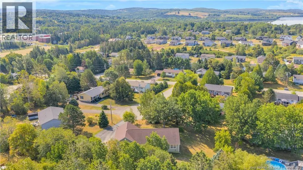 15 Parkridge Court