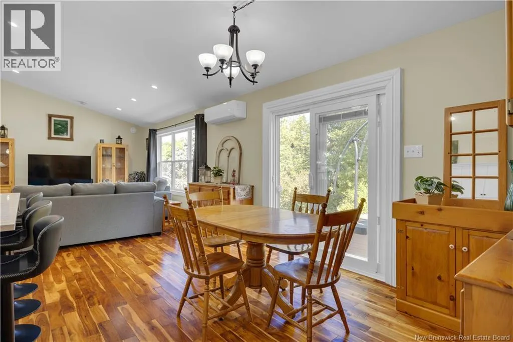 15 Parkridge Court