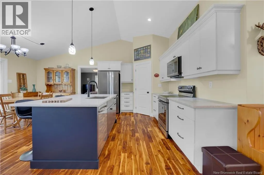 15 Parkridge Court