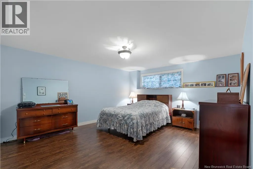 10 Bunker Hill Drive
