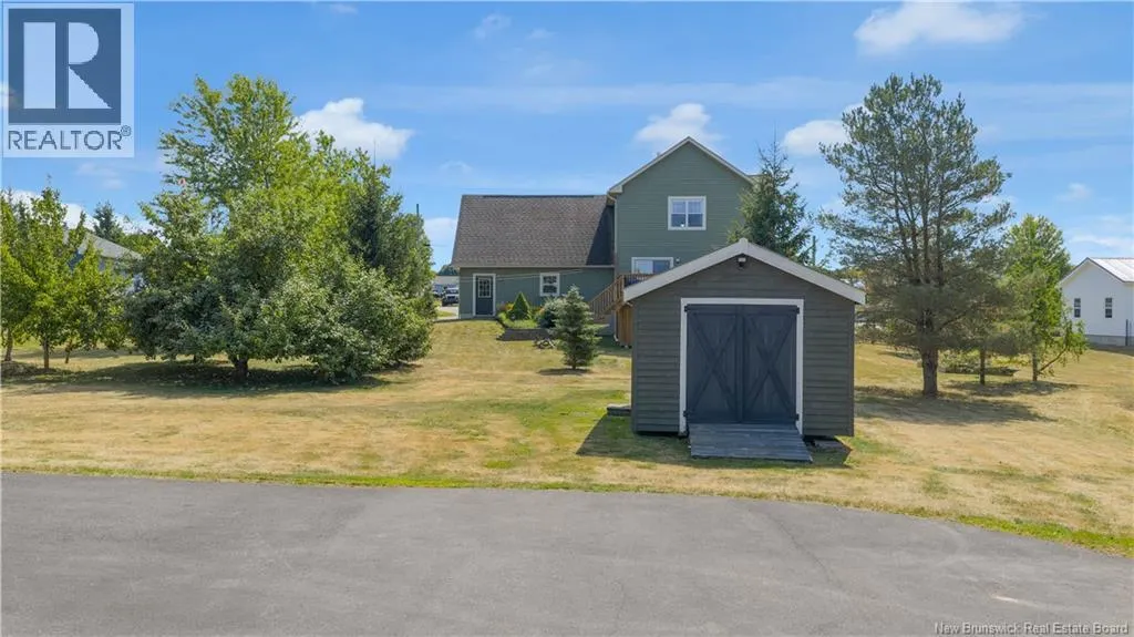 7 Meredith Drive