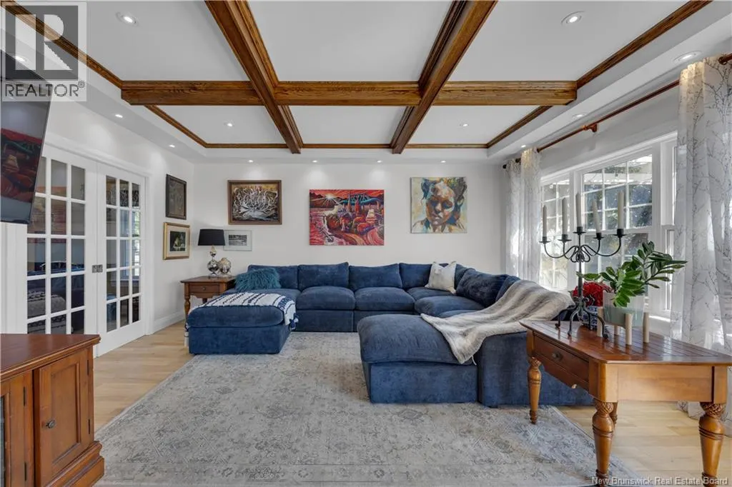 7 Meredith Drive
