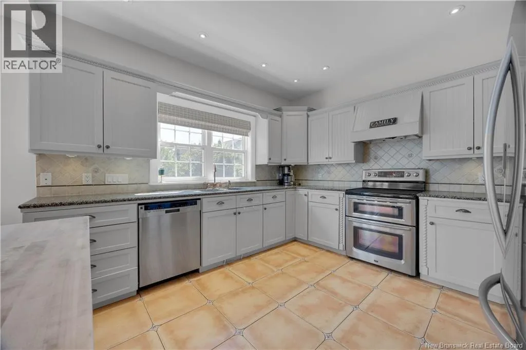 7 Meredith Drive