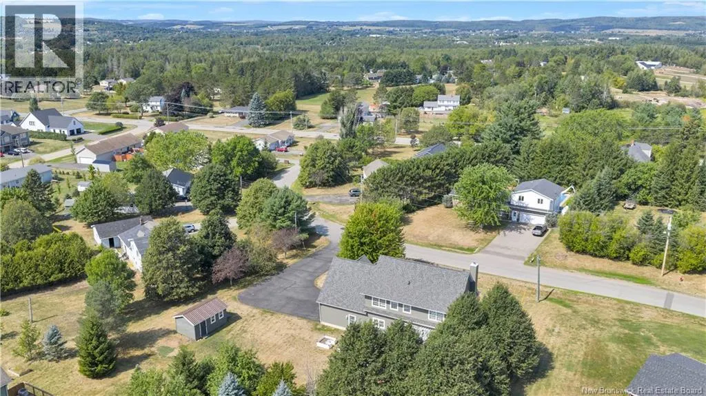 7 Meredith Drive