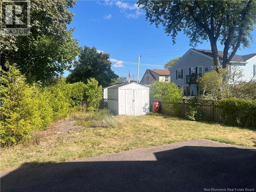 14 Wellington Avenue