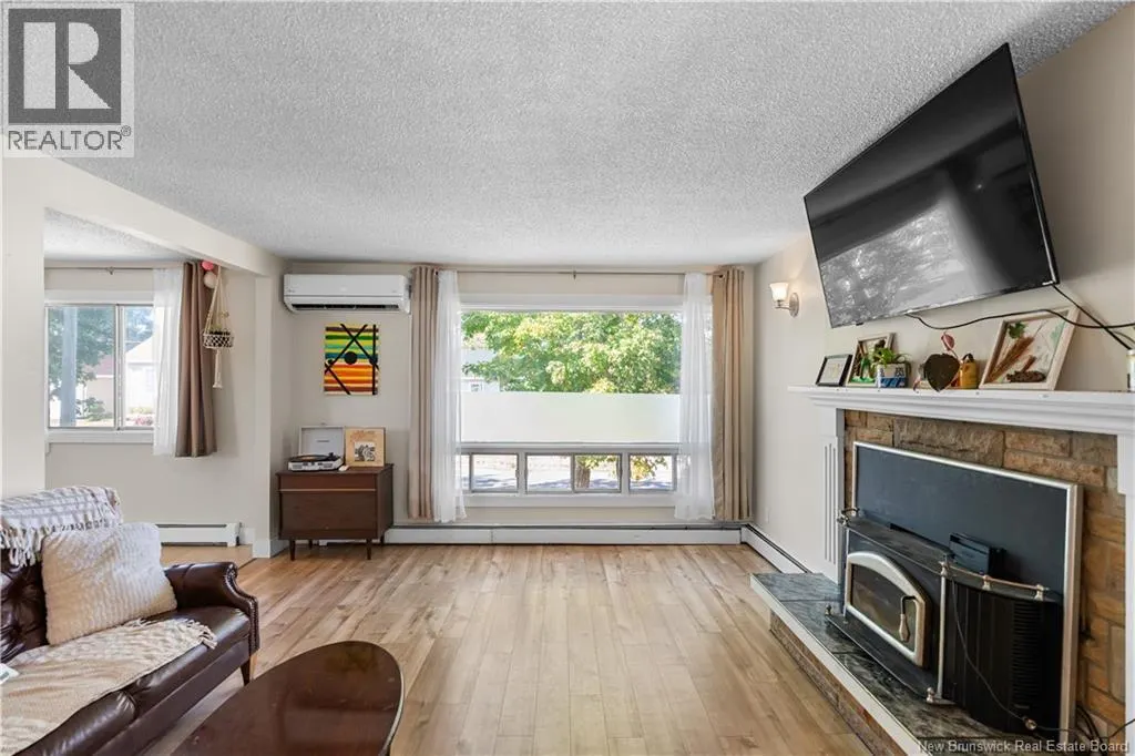 883 rue Landry