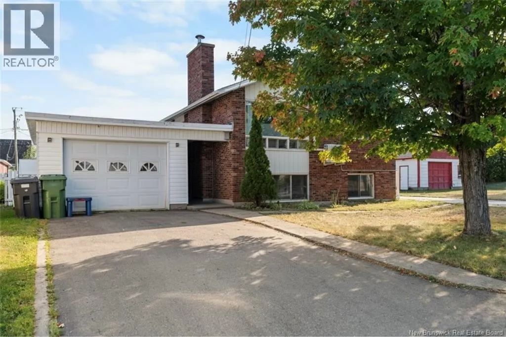 883 rue Landry