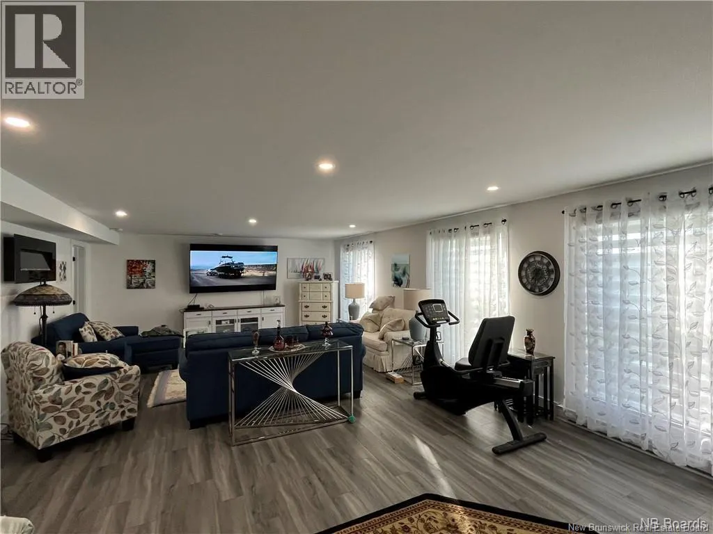 9 Flagstone Drive