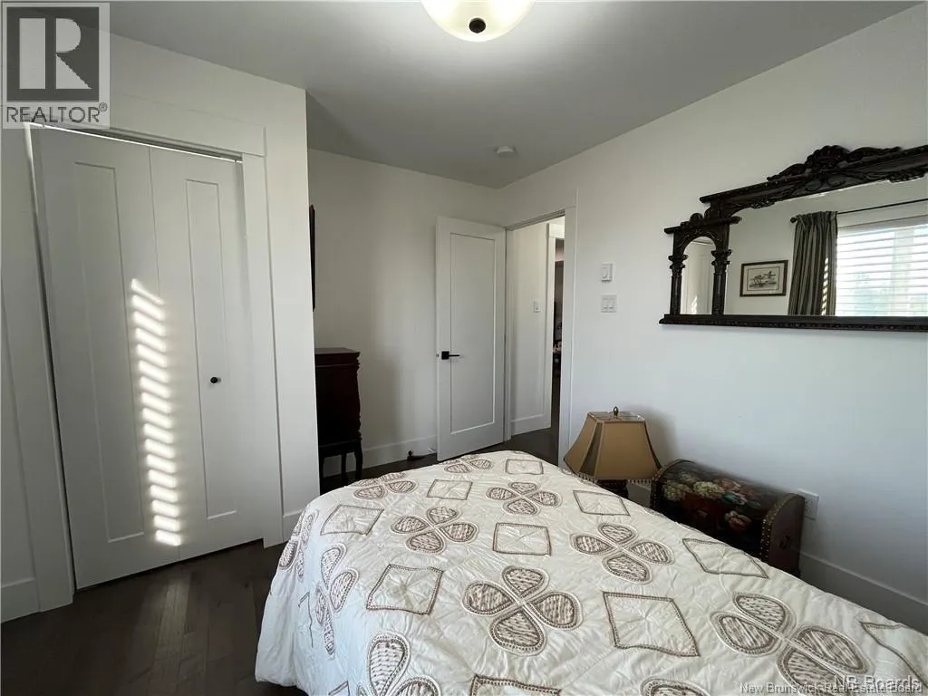 9 Flagstone Drive