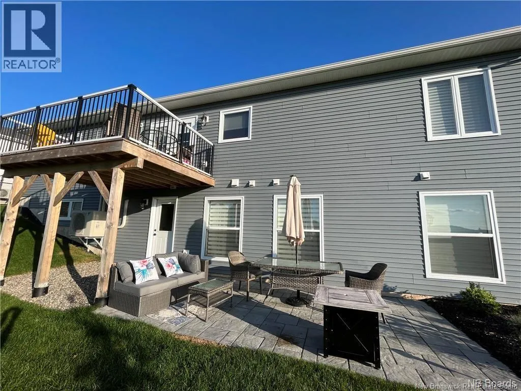 9 Flagstone Drive
