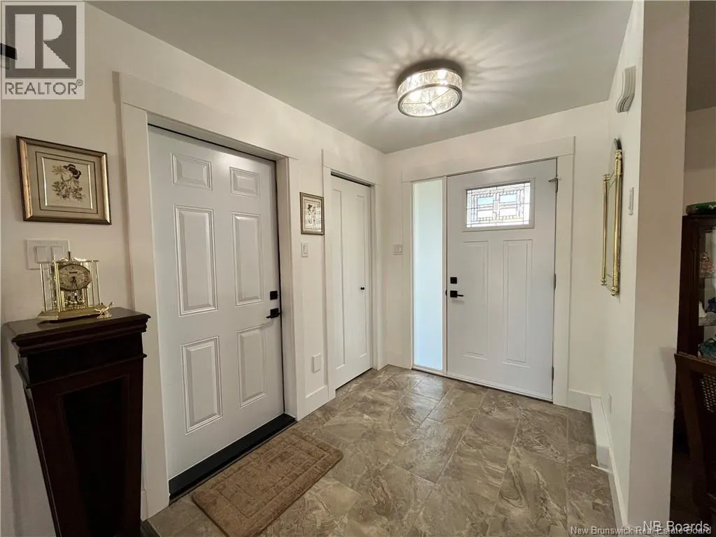 9 Flagstone Drive