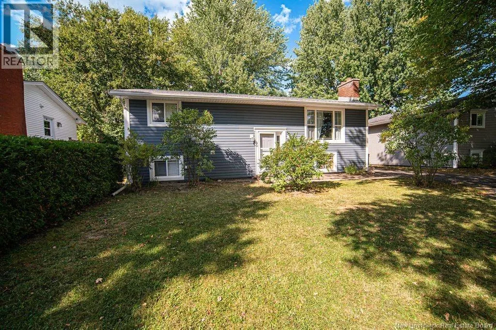 153 Hildebrand Crescent