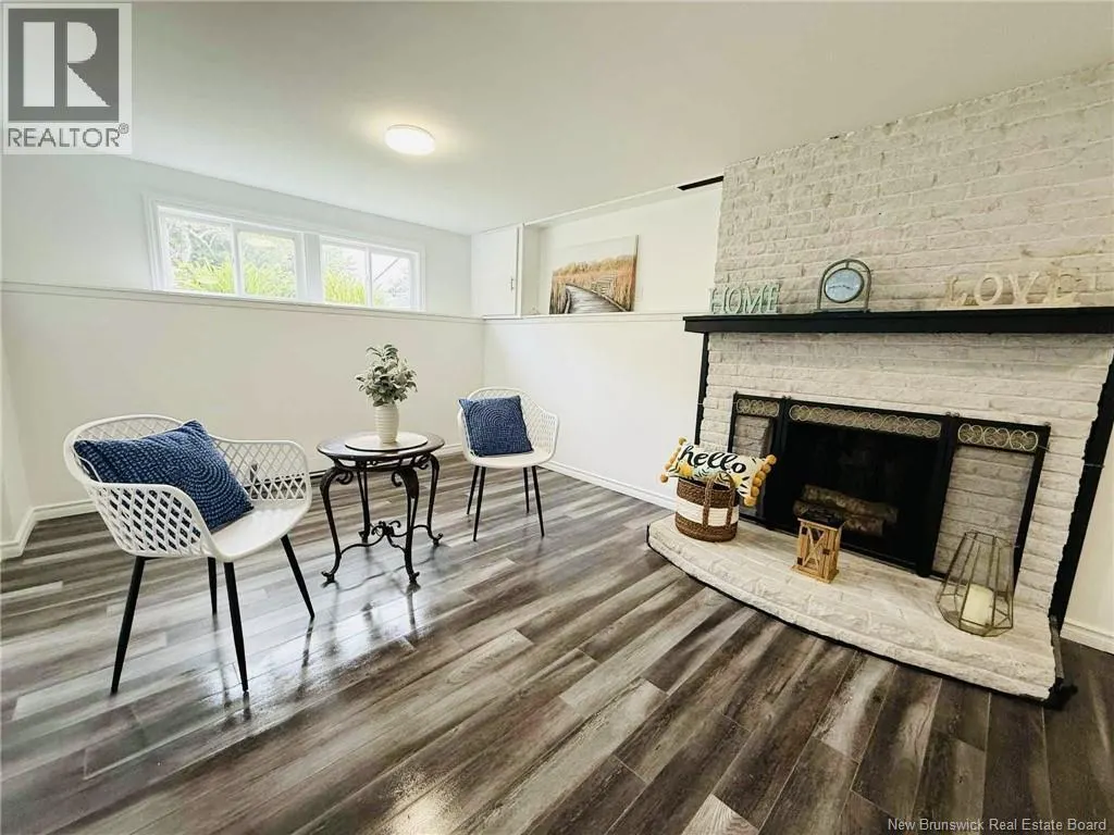 12 Glengarry Drive