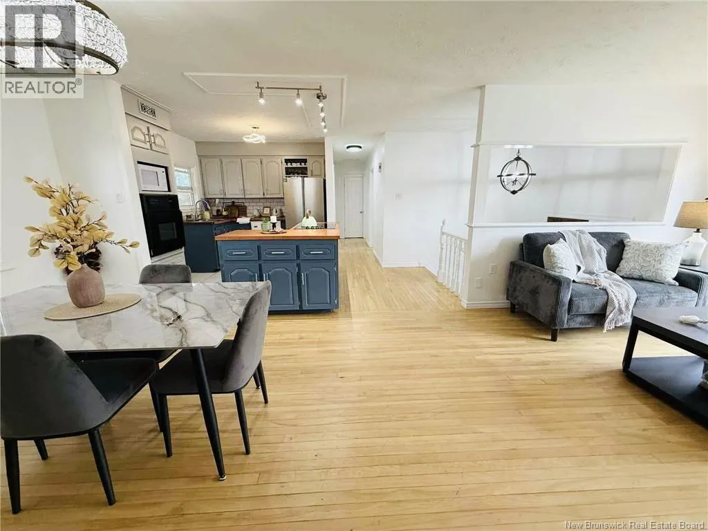 12 Glengarry Drive