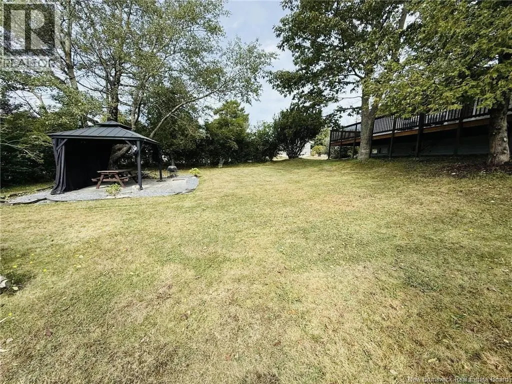 12 Glengarry Drive