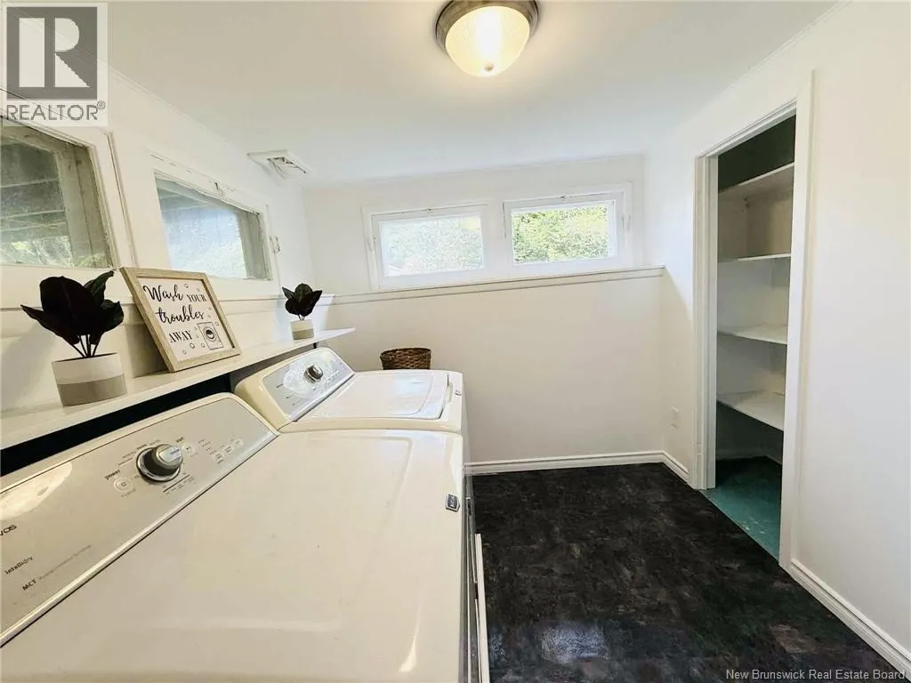 12 Glengarry Drive