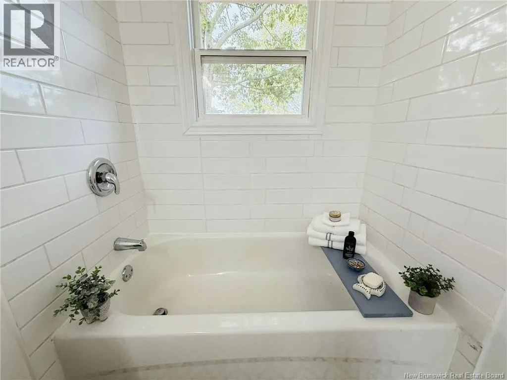 12 Glengarry Drive