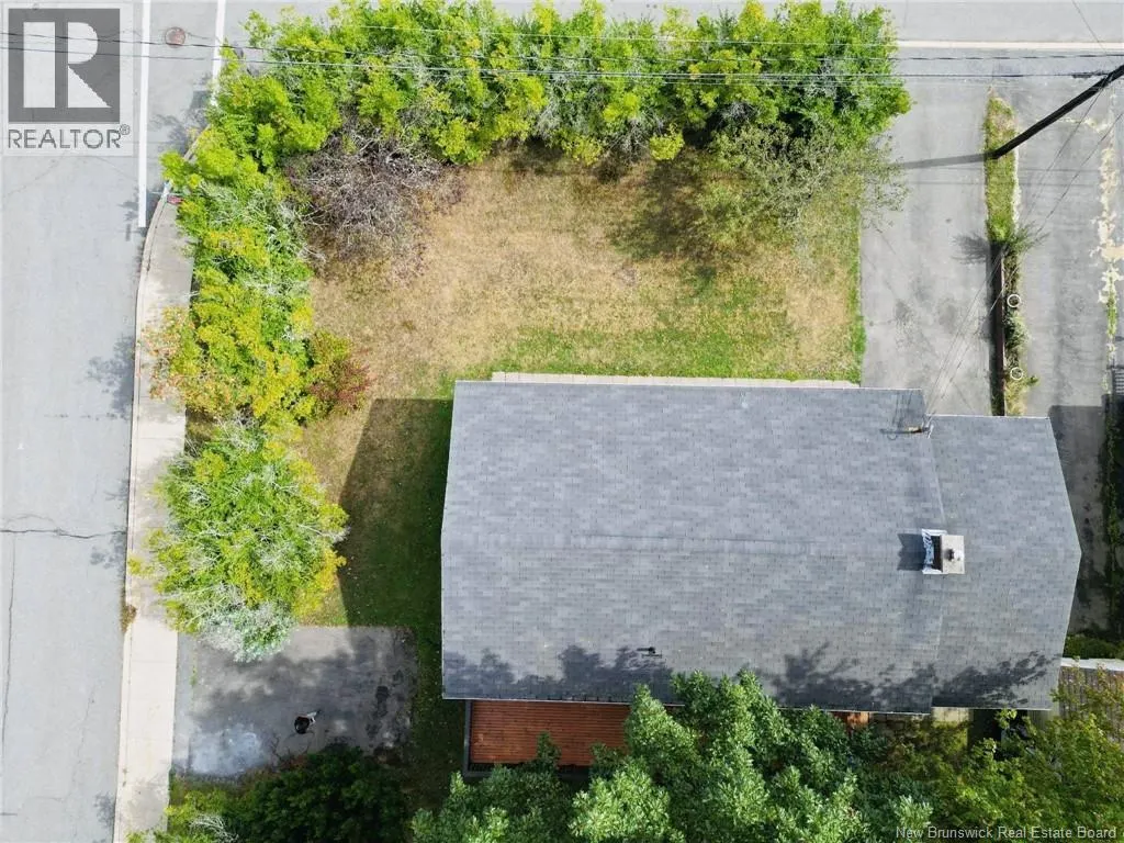 12 Glengarry Drive