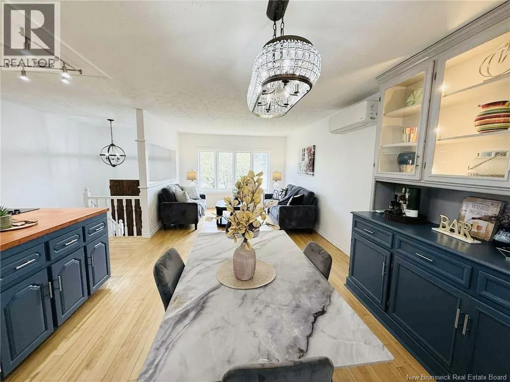 12 Glengarry Drive