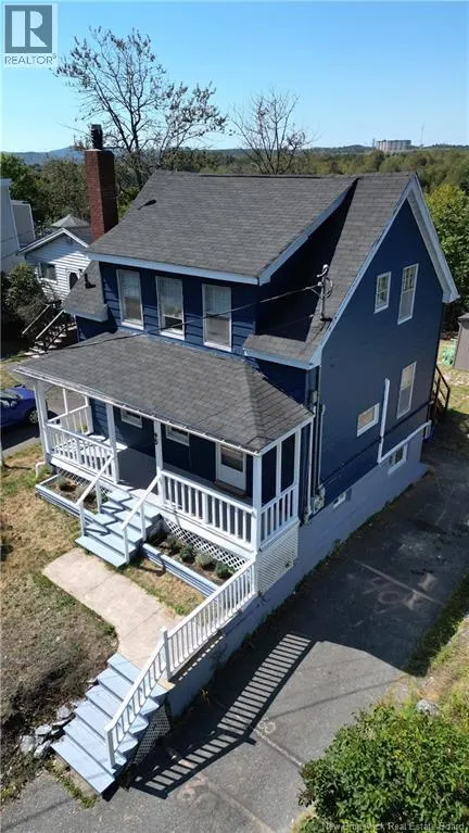 95 Hawthorne Avenue