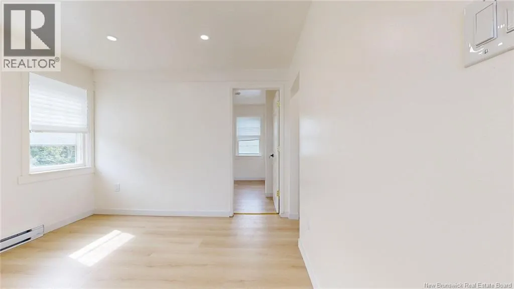 95 Hawthorne Avenue