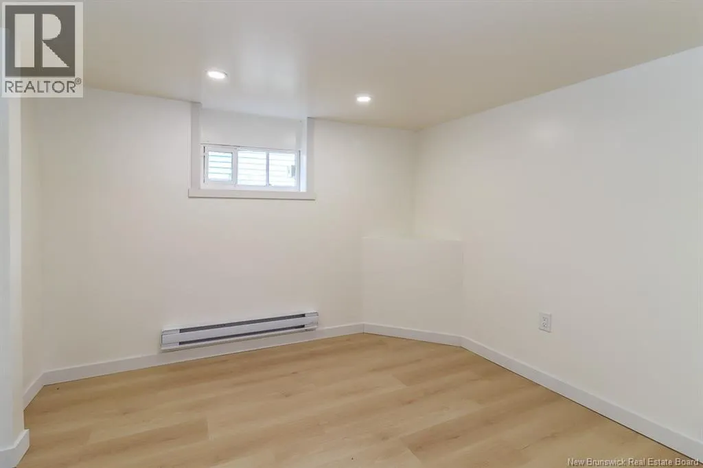 95 Hawthorne Avenue