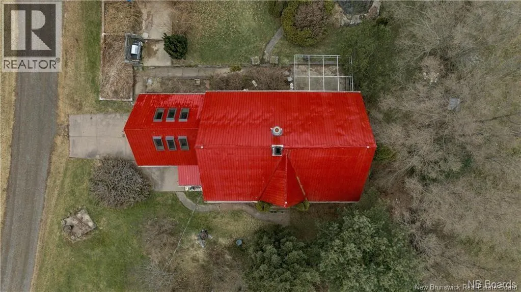689 Carpenter Bald Hill Road