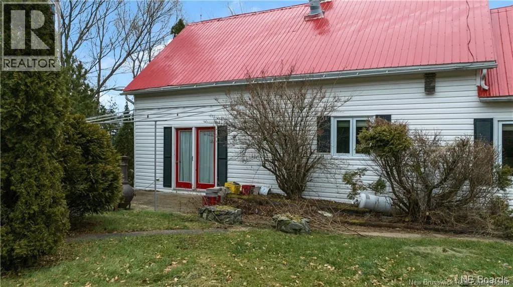 689 Carpenter Bald Hill Road