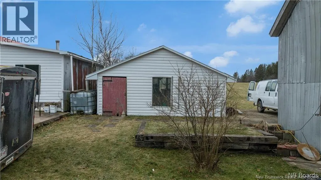 689 Carpenter Bald Hill Road