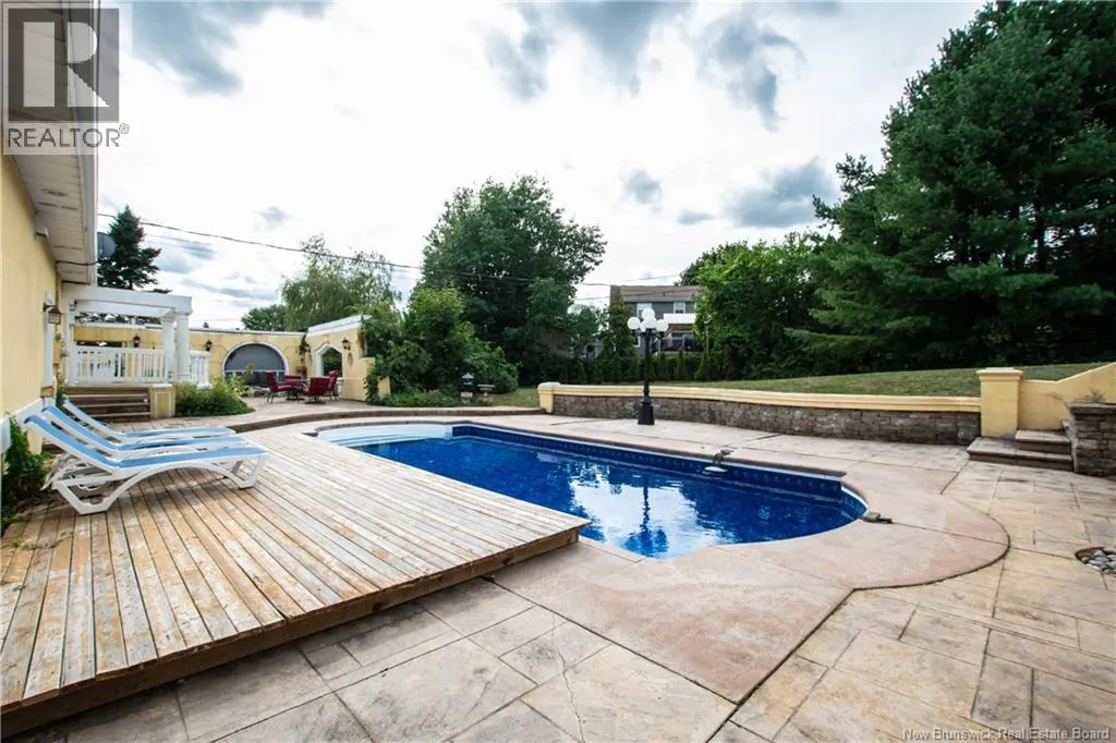 27 Guimond Court