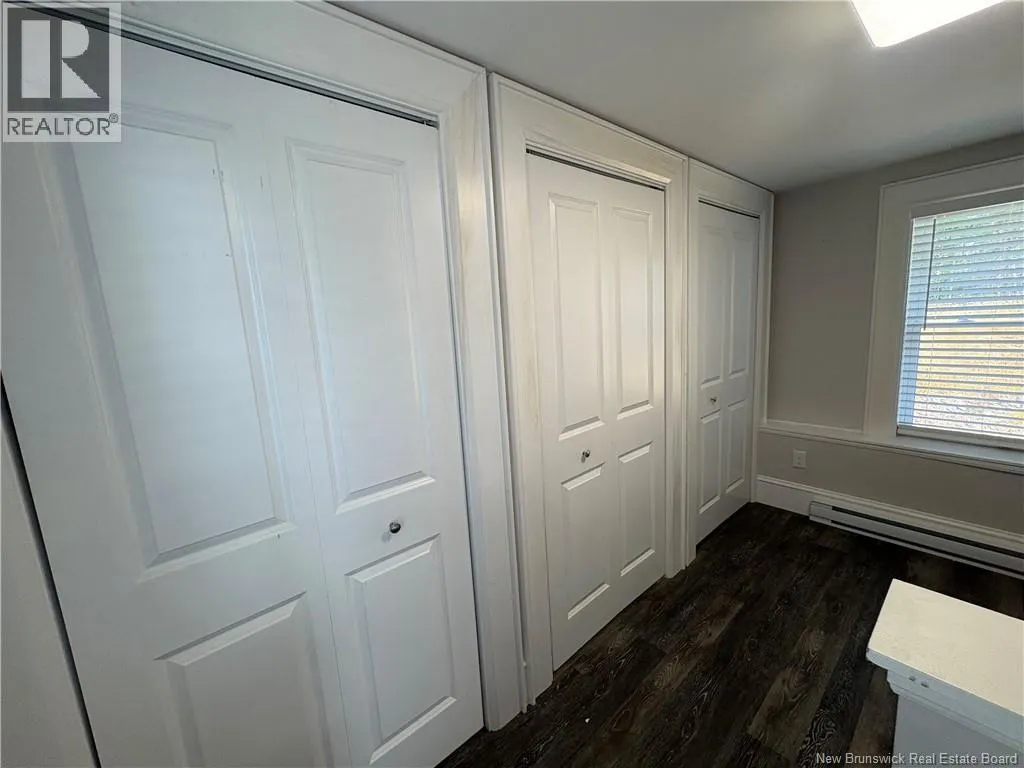 20 Beach Road