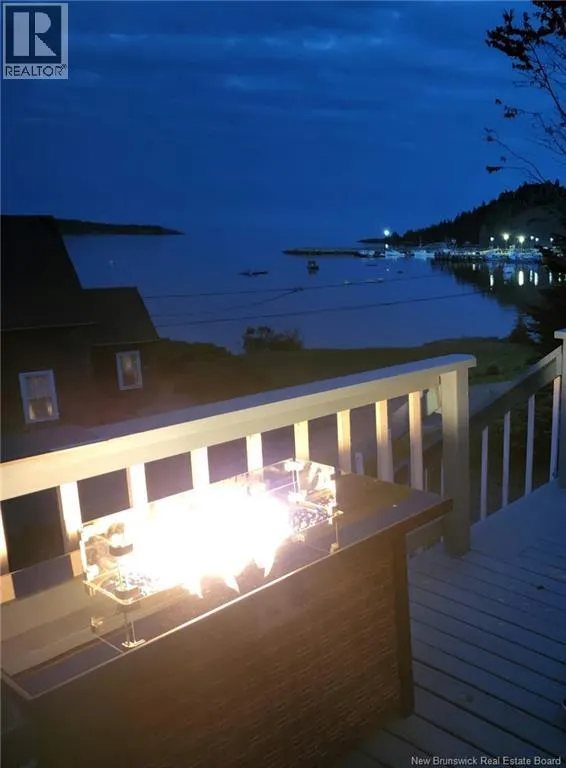 20 Beach Road