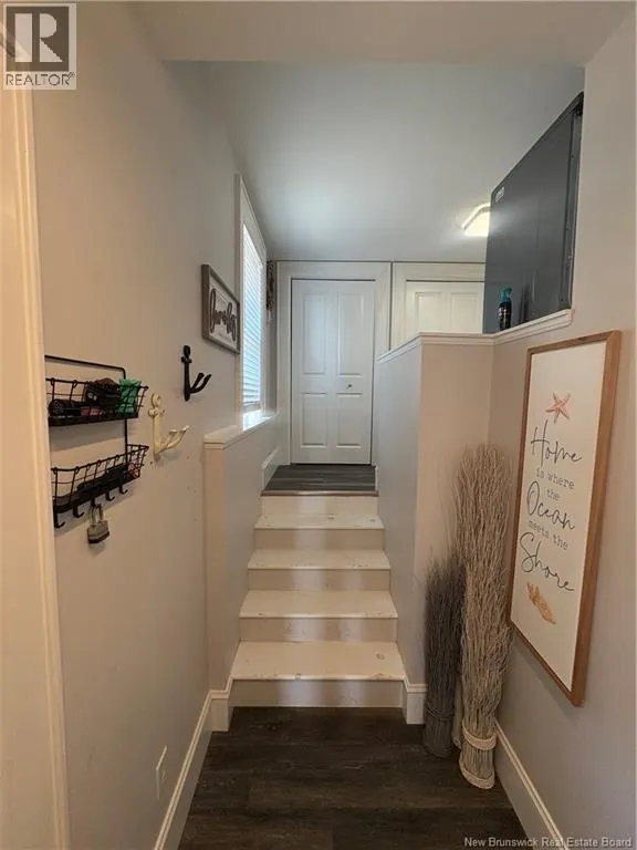 20 Beach Road