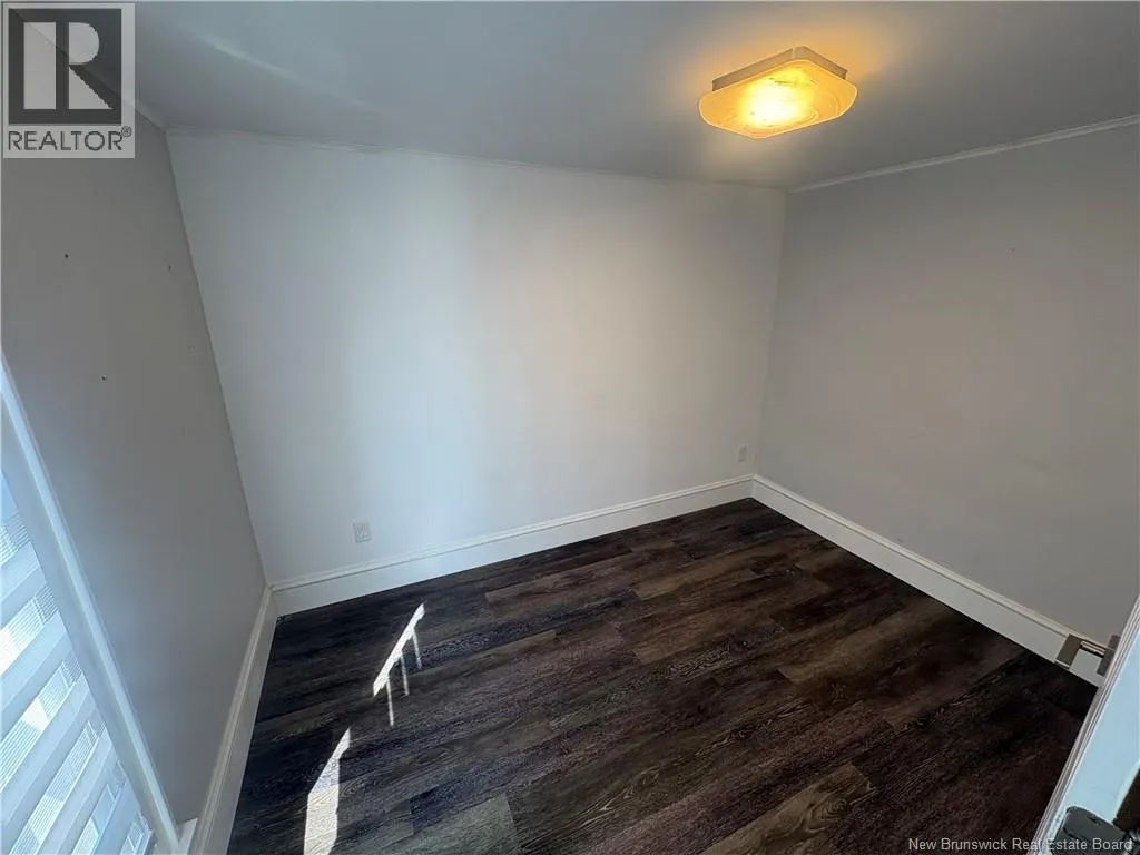 20 Beach Road