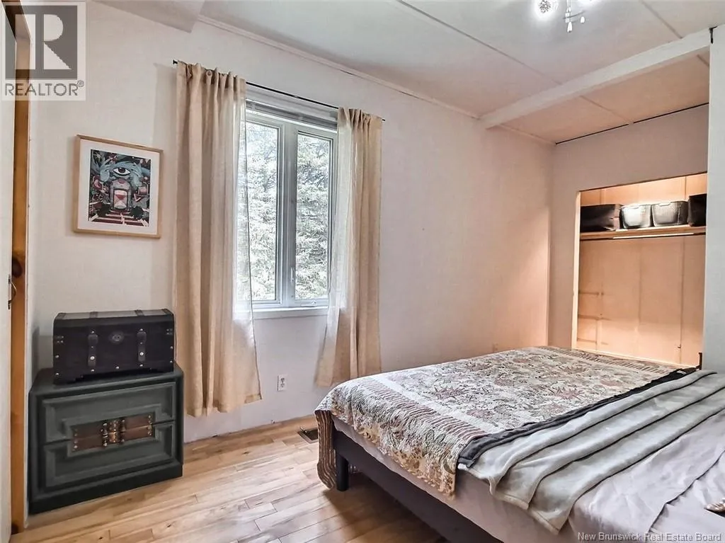 985 Baisley Road