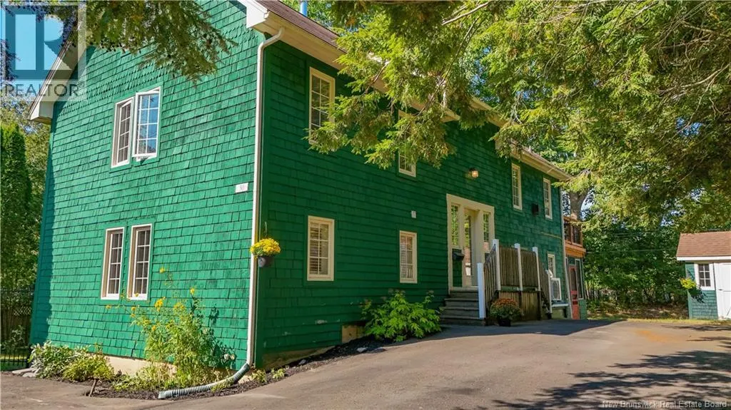 30 Lawson Court