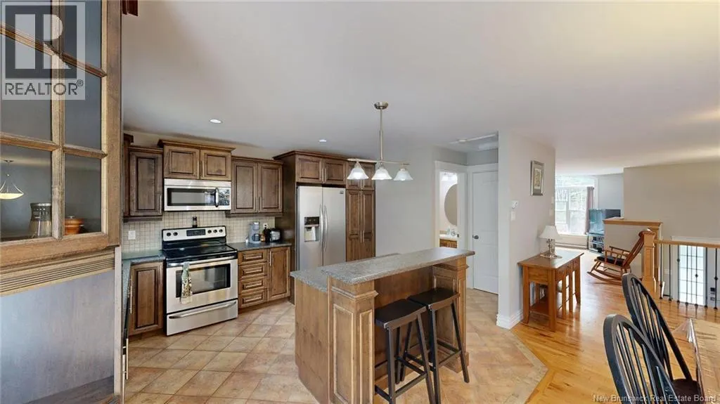 641 Woodward Avenue