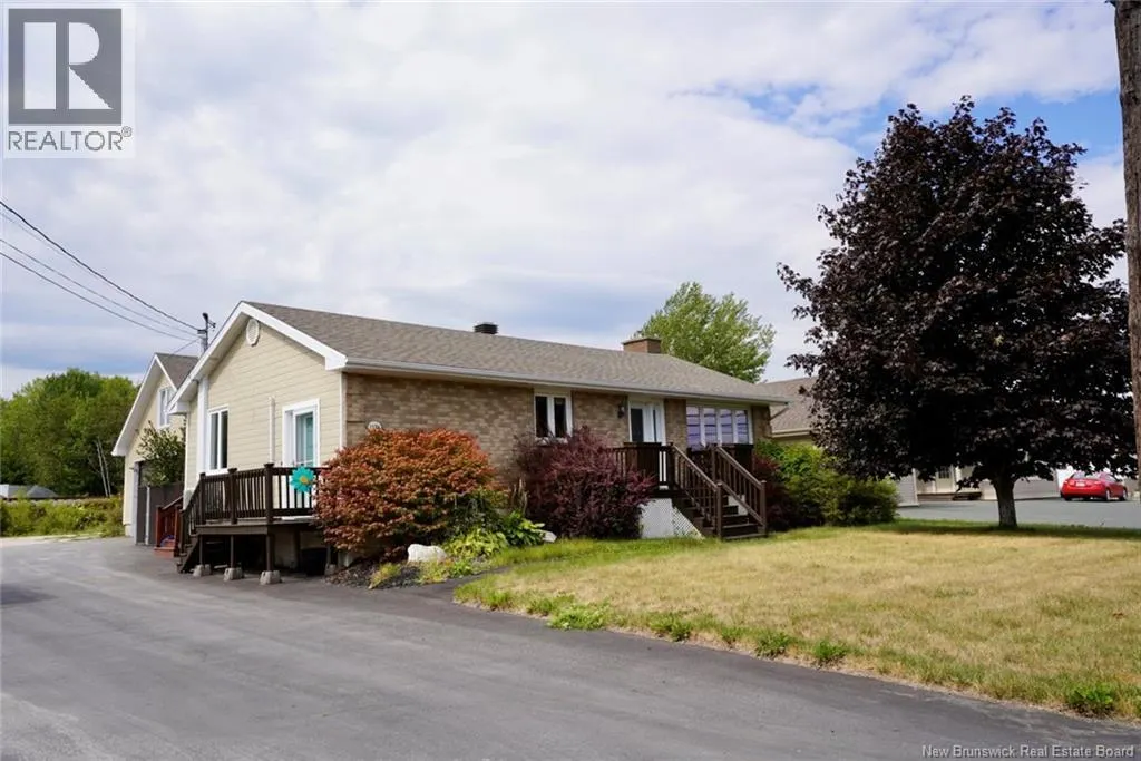 1174 Rue Principale