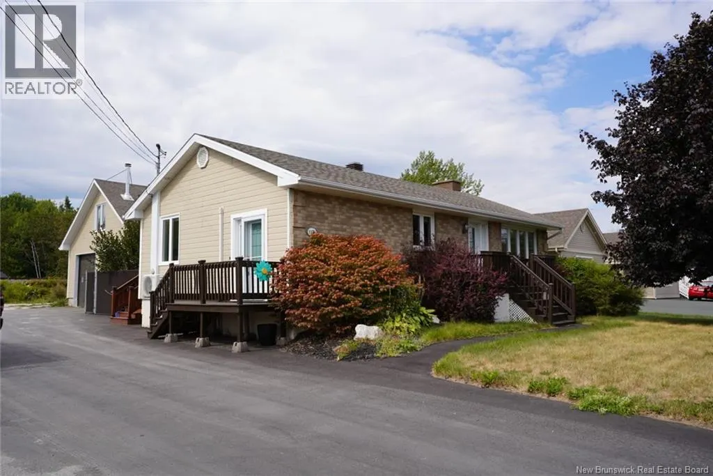 1174 Rue Principale