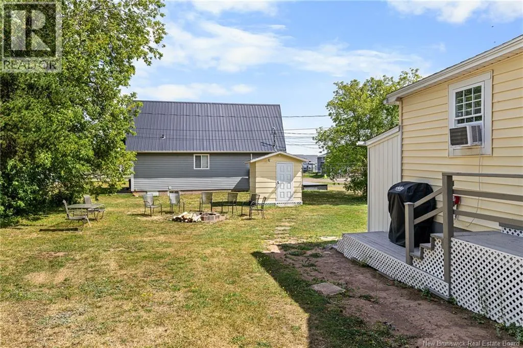 18 Pelican Avenue