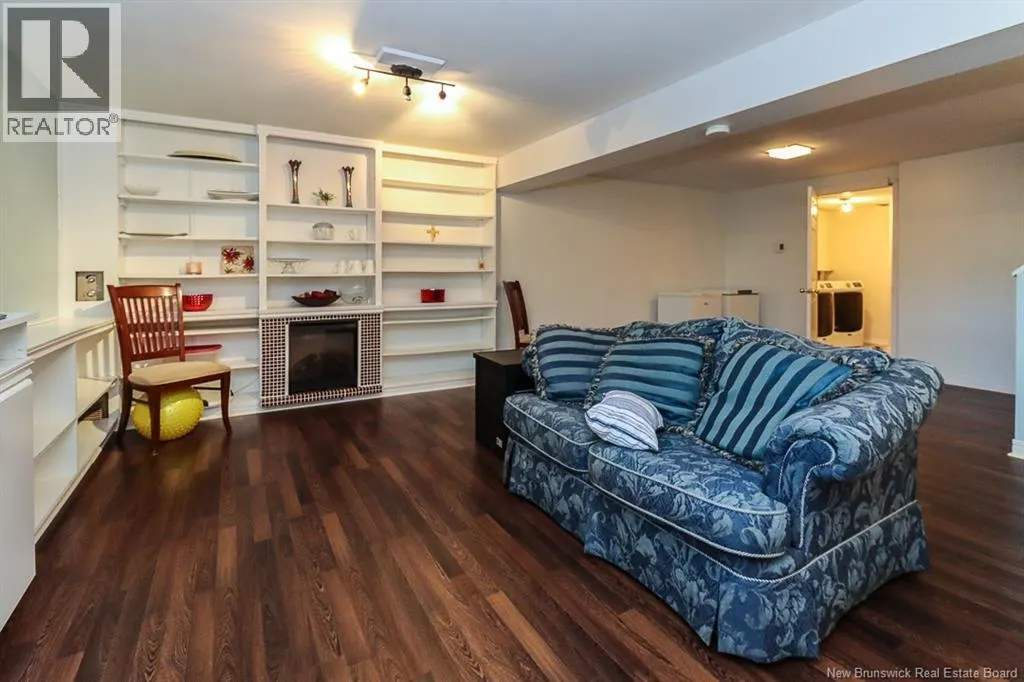 18 Driftwood Lane