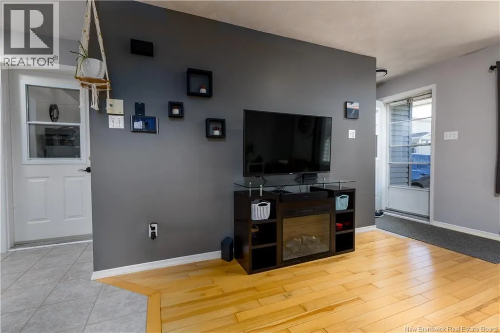 127 Lafrance Street Unit# 11