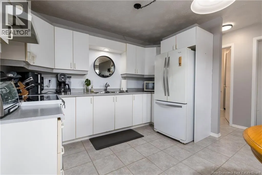 127 Lafrance Street Unit# 11