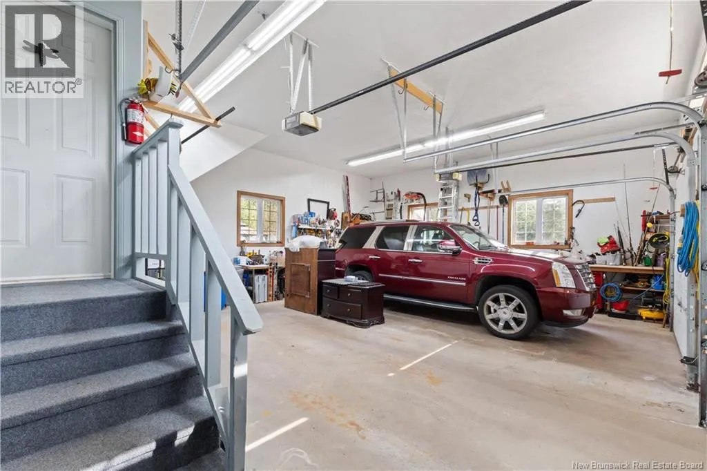 31 New England Drive