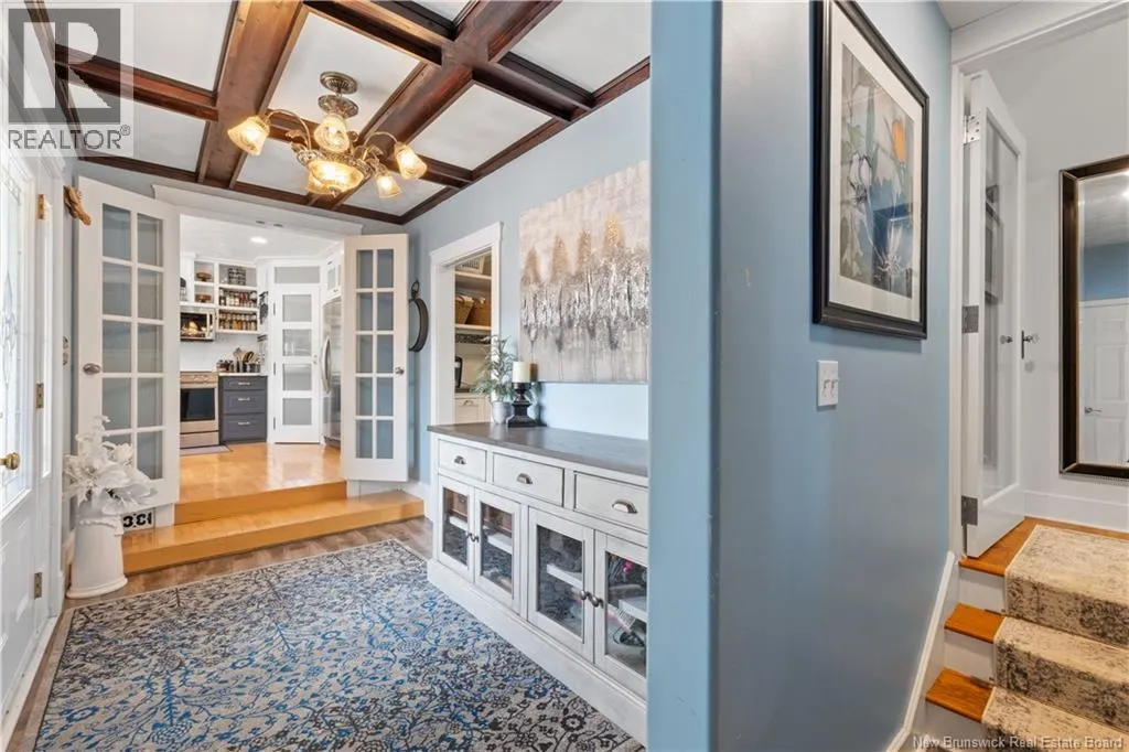 31 New England Drive