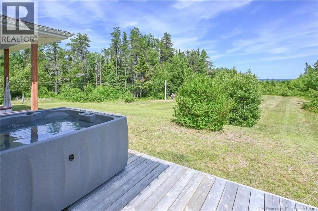 373 de la Cedrière Road